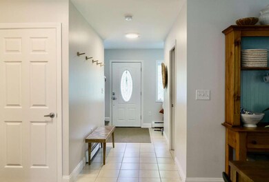 6 Newfield Rd, Freeport, ME 04032 - photo 4