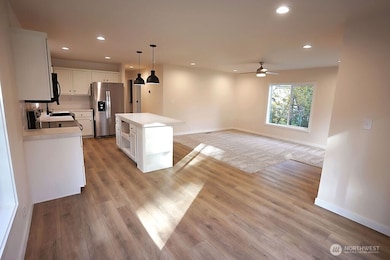 50 E Lookout Ct, Grapeview, WA 98546 - photo 7