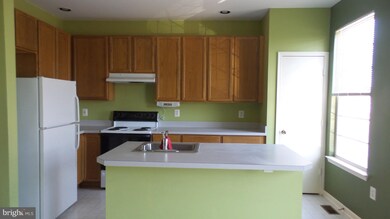 152 Penwick Cir, Frederick, MD 21702 - photo 4