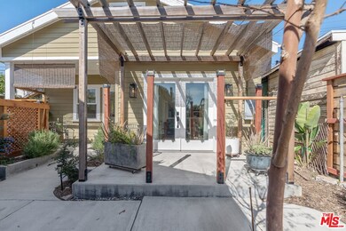 4611 W 17th St, Los Angeles, CA 90019 - photo 4