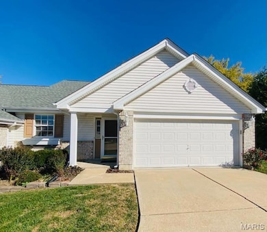 12 Quiet Meadow Ct, Saint Peters, MO 63376 - photo 2