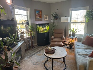 4 Tyndale St unit 1, Roslindale, MA 02131 - photo 2