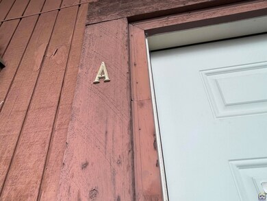 3408 SW Burnett Rd, Topeka, KS 66614 - photo 3