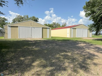 14785 79th St NE, Saint Thomas, ND 58276 - photo 4