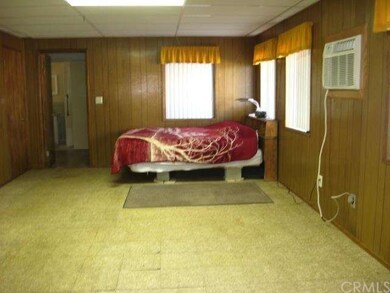 Master bedroom, very roomy lots of possibilities