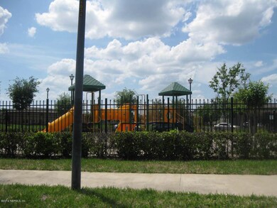 7757 Highchair Ln, Jacksonville, FL 32210 - photo 6