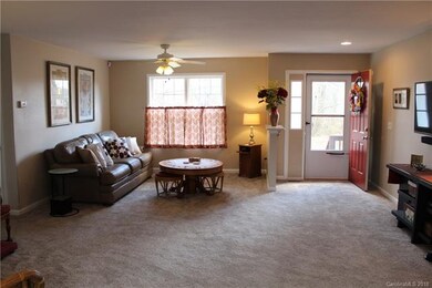 229 Chestnut Ln, Statesville, NC 28625 - photo 5