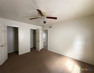 702 N 1st St unit 2, Copperas Cove, TX 76522 - photo 6