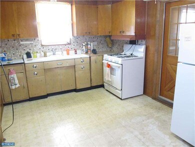 138 Lagrange Ave, Essington, PA 19029 - photo 7