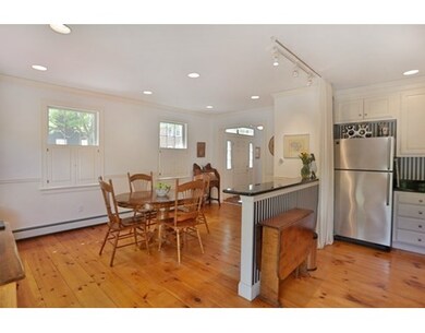 15 Beck St, Newburyport, MA 01950 - photo 4