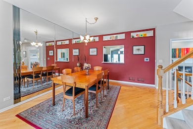 566 W Bridge View Ct, Palatine, IL 60067 - photo 5