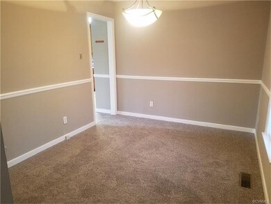Separate Din. Rm with new carpet & paint