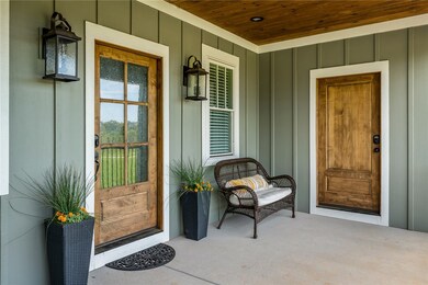 250 Martin Ln, Pendleton, SC 29670 - photo 4