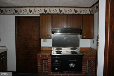 2777 Sipes Mill Rd, Warfordsburg, PA 17267 - photo 4