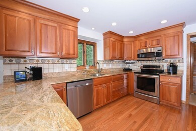 309 Hall St, Dunstable, MA 01827 - photo 5