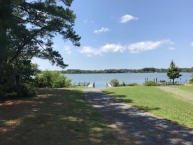 boat ramp-pier