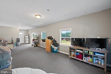 2701 Country Club Rd, Hyattsville, MD 20785 - photo 6