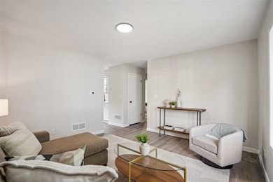 232 27th St NW, Cedar Rapids, IA 52405 - photo 7