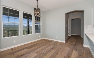 007_Dining Area