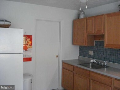 646 Burlington Ct, Edgewood, MD 21040 - photo 7