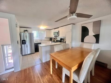 1040 Sugar Mountain Dr unit B-14, Sugar Mountain, NC 28604 - photo 5