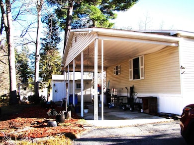 77 Birchwood Dr, Hollis, NH 03049 - photo 2