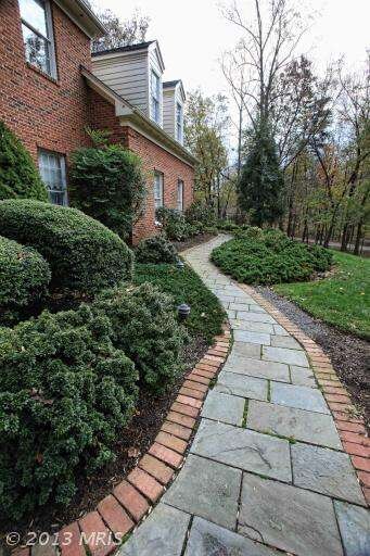 5722 Greenview Ln, Warrenton, VA 20187 - photo 2