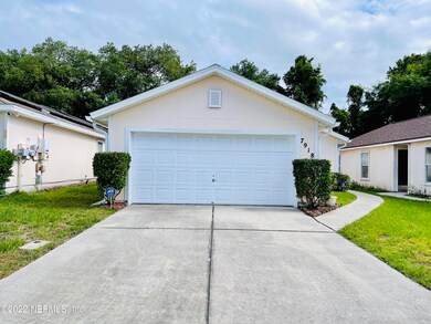 7918 Cherry Blossom Dr S, Jacksonville, FL 32216 - photo 4