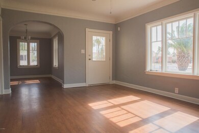 1446 E. Brill-Family Rm