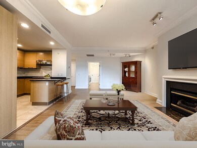 The Ritz-Carlton Residences, Baltimore, MD 21230 - photo 4