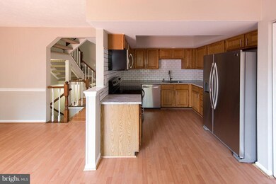 12441 Sky Blue Dr, Germantown, MD 20874 - photo 7