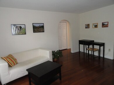 19 Alton Ct unit 3, Brookline, MA 02446 - photo 7