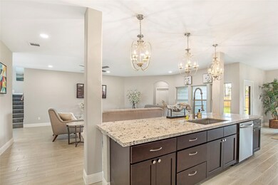 30103 Alpine Aster Ln, Cleveland, TX 77327 - photo 6