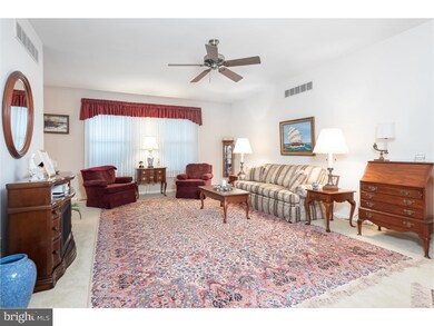 6 W Hunt Master Hollow unit 130, Glen Mills, PA 19342 - photo 5