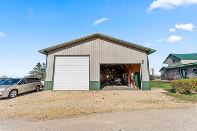 7697 Hurricane Rd, Lancaster, WI 53813 - photo 3