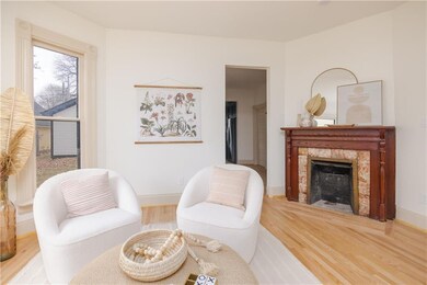 1060 26th St, Des Moines, IA 50311 - photo 5