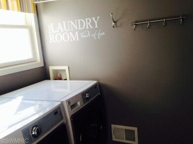 19109 Joslin Cir unit 38, Big Rapids, MI 49307 - photo 7