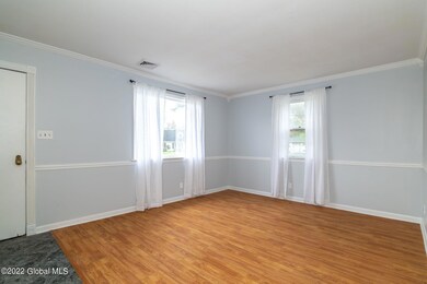 4-web-or-mls-1013SpryLn-4