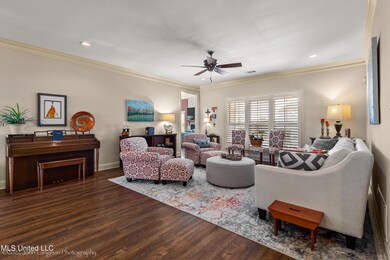 3148 East Jefferson Loop-Interior-9