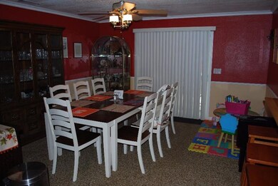 5822 E Lansing Way, Fresno, CA 93727 - photo 7