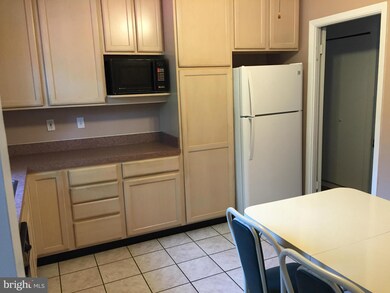 406 Deacon Brook Cir, Reisterstown, MD 21136 - photo 4