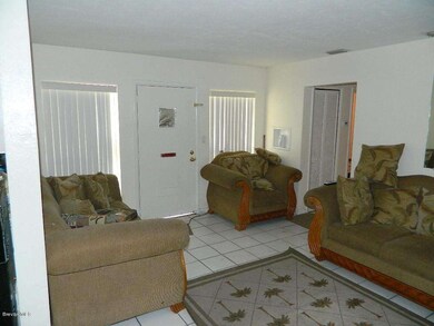 Large Living Area 1
