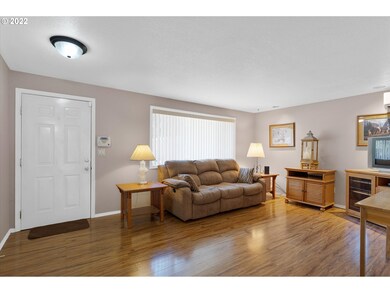 443 SW 13th Ave, Canby, OR 97013 - photo 5