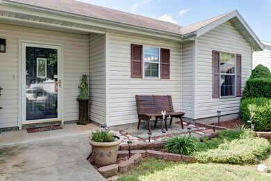 713 S Ridgecrest Ave, Nixa, MO 65714 - photo 2