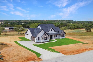 1005 Gonzollas Rd, Springtown, TX 76082 - photo 2