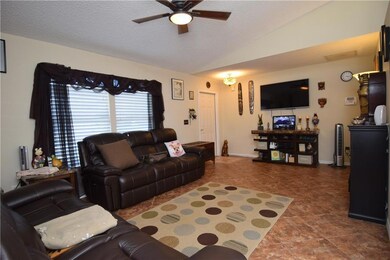Living room 1
