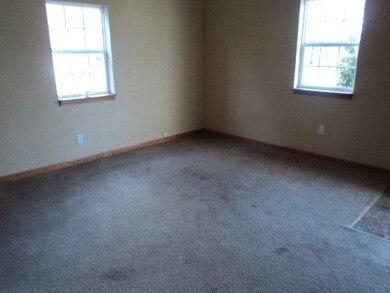 1522 Pearl St, Anderson, IN 46016 - photo 4