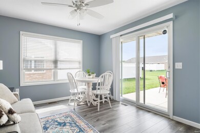 212 E Charter Dr, Muncie, IN 47303 - photo 6