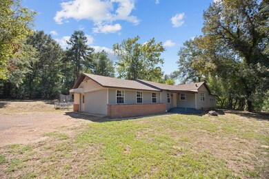 3230 Cecil Jones St, Nacogdoches, TX 75961 - photo 2