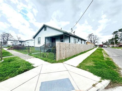 4574 Laine Ave, New Orleans, LA 70126 - photo 2